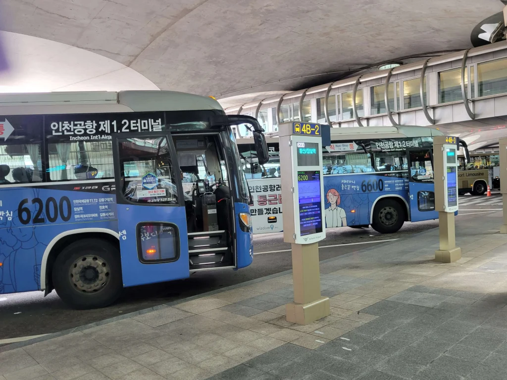 交通や移動の時に使える韓国語のフレーズ、仁川空港のバス乗り場