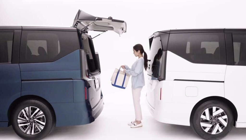 8人乗りの荷物スペースは十分?