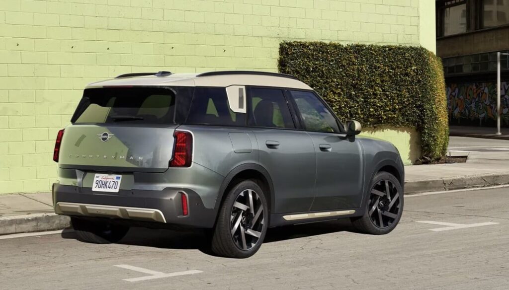 MINI F56 前期と後期の主な変更点